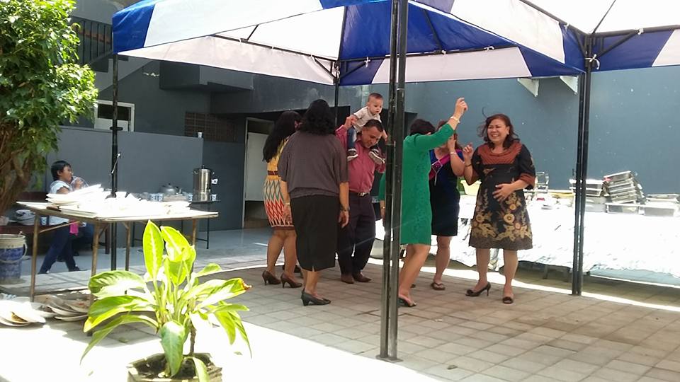 Poco-Poco Jemaat (2) GPIB Bahtera Hayat, Surabaya Poco-Poco Jemaat (2) GPIB Bahtera Hayat, Surabaya
