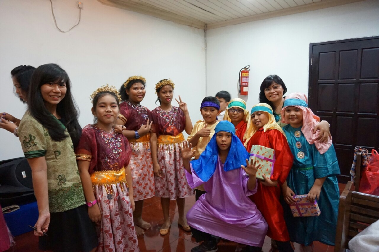 Suasana menjelang penampilan drama natal Pelkat PA Suasana menjelang penampilan drama natal Pelkat PA