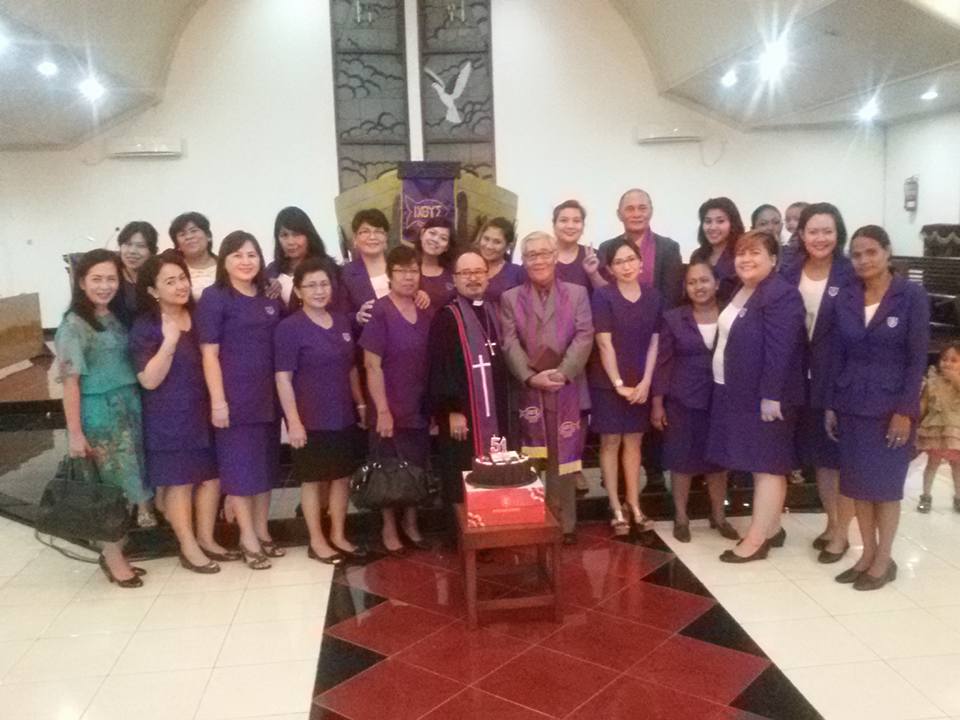 Foto Bersama Anggota & Pengurus PKP + Pendeta & Majelis Bertugas Foto Bersama Anggota & Pengurus PKP + Pendeta & Majelis Bertugas
