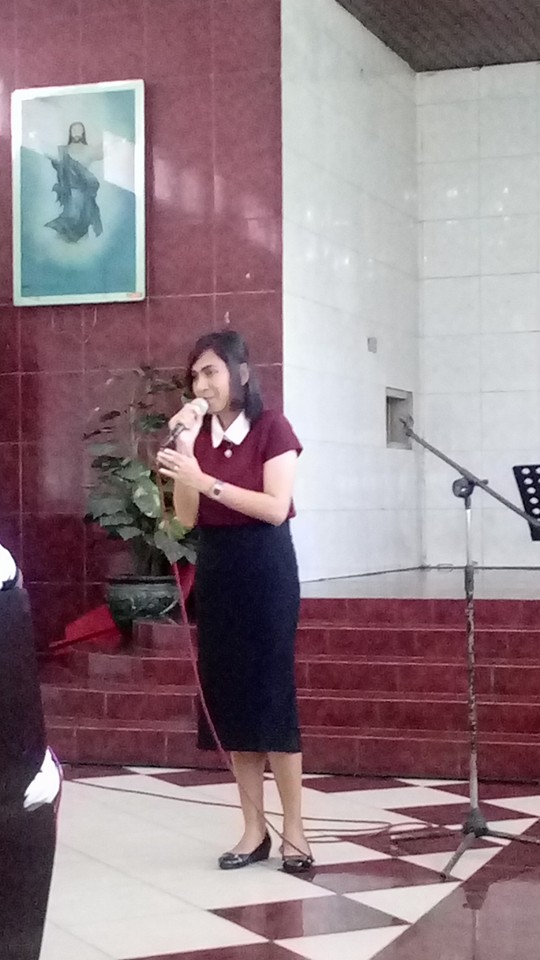 PF Ibadah Minggu PT: Vik. Rifensia J. Soselisa PF Ibadah Minggu PT: Vik. Rifensia J. Soselisa