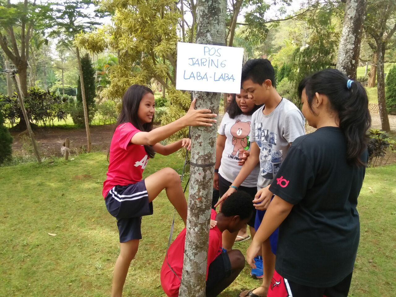 Pos Jaring Laba-Laba (Kak Rina & Kak Lidiya) Pos Jaring Laba-Laba (Kak Rina & Kak Lidiya)