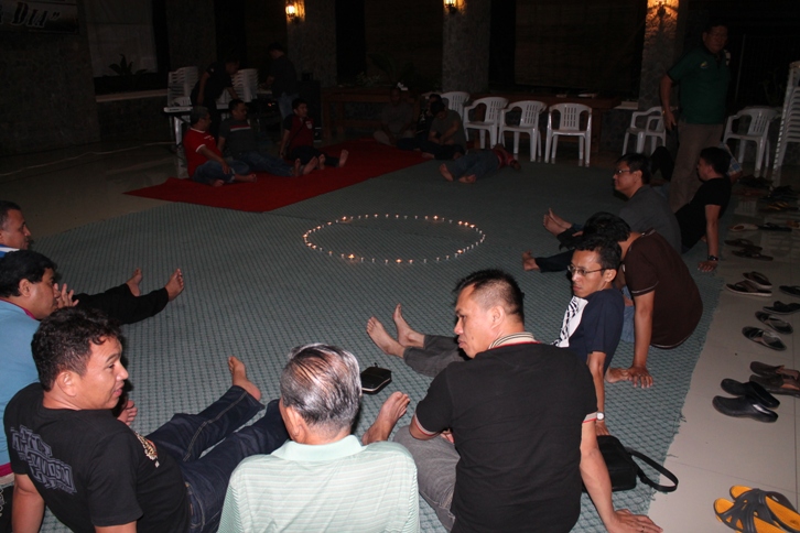Suasana Malam Kontemplasi Suasana Malam Kontemplasi