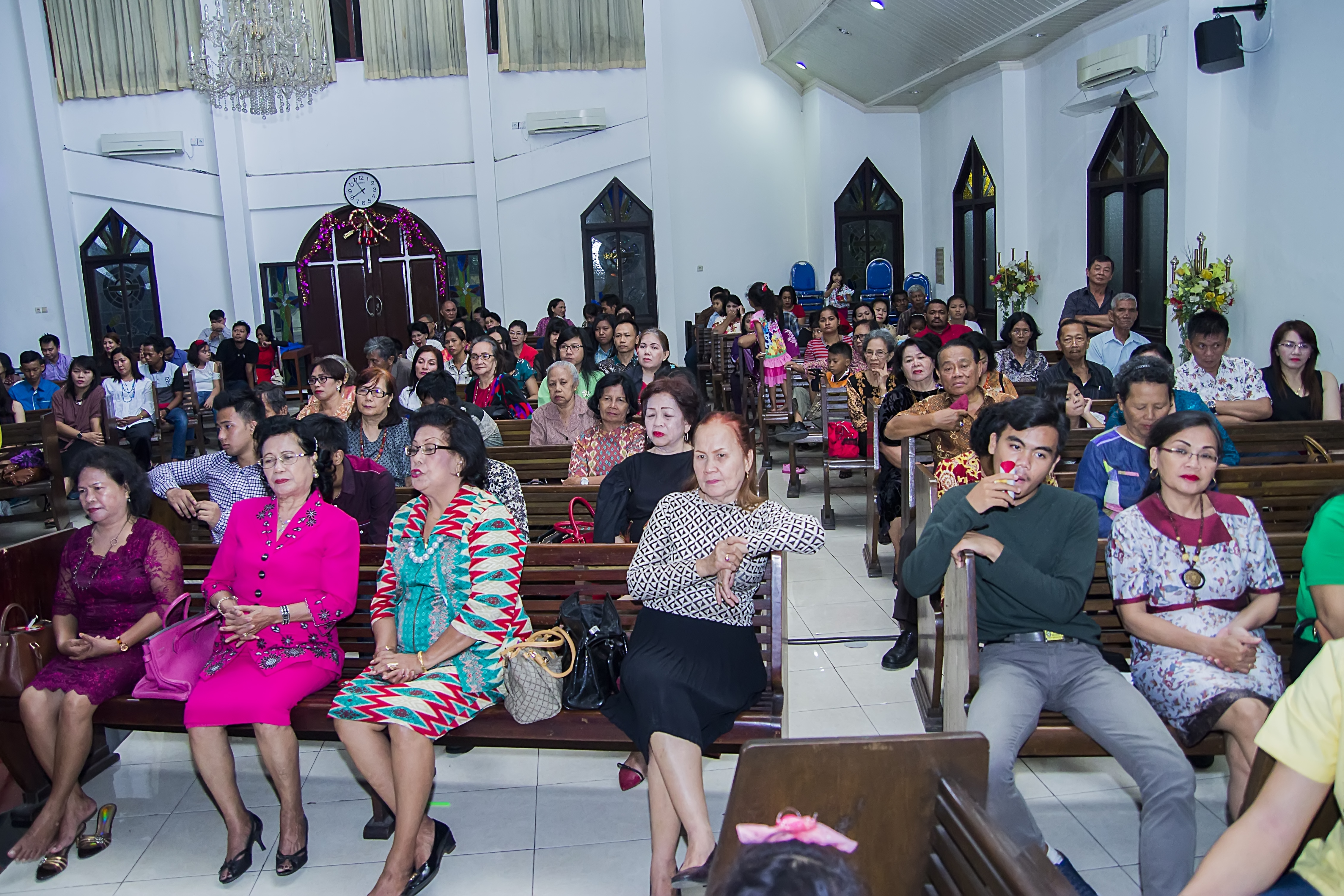 Suasana Natal Jemaat Suasana Natal Jemaat