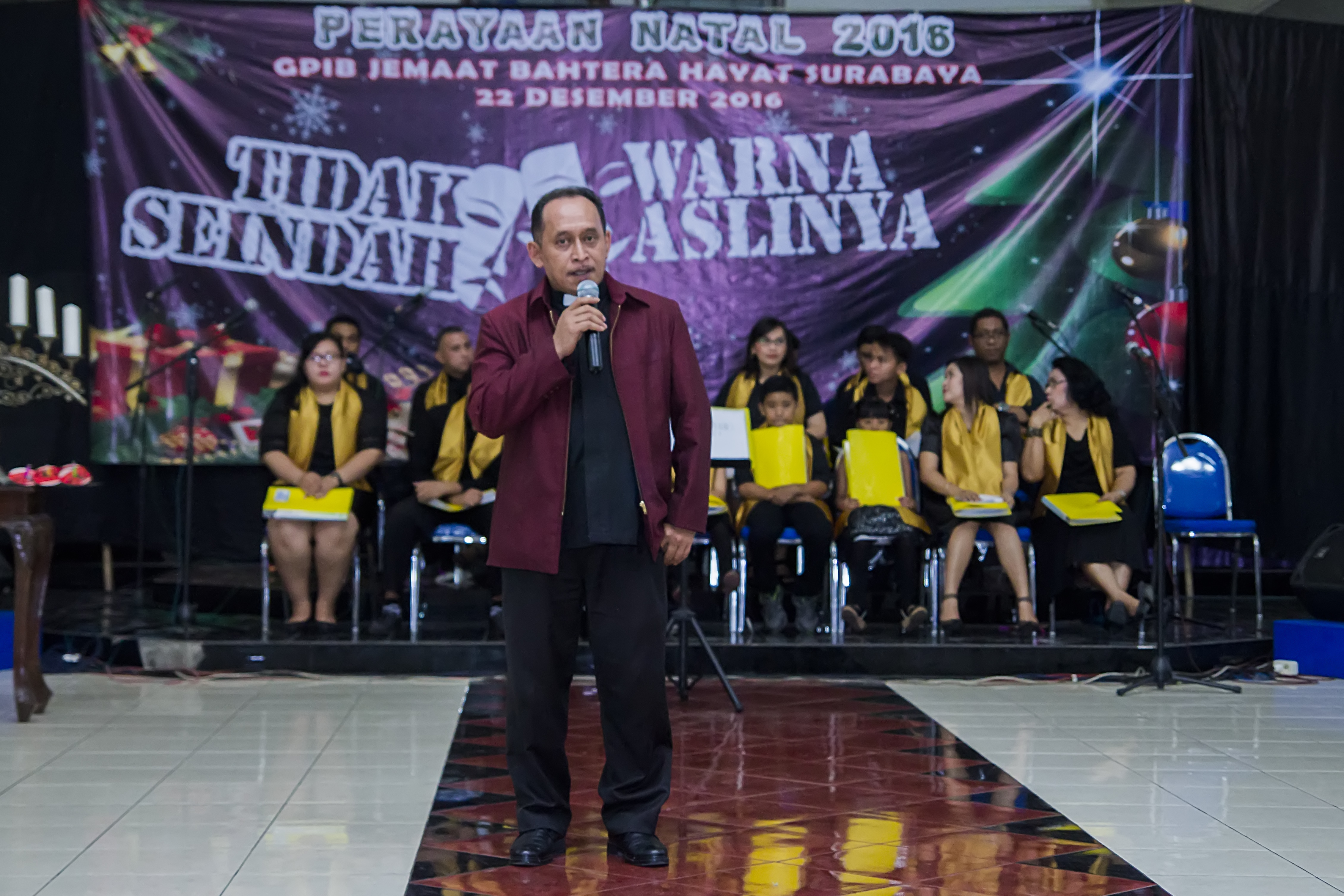 Epilog Oleh KMJ GPIB Bahtera Hayat Surabaya (Pdt. Marianus Tupessy, S.Th.) Epilog Oleh KMJ GPIB Bahtera Hayat Surabaya (Pdt. Marianus Tupessy, S.Th.)