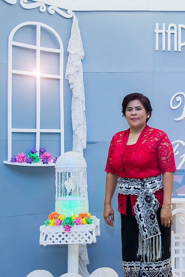Ibu Ni Nyoman Kembangari Ibu Ni Nyoman Kembangari